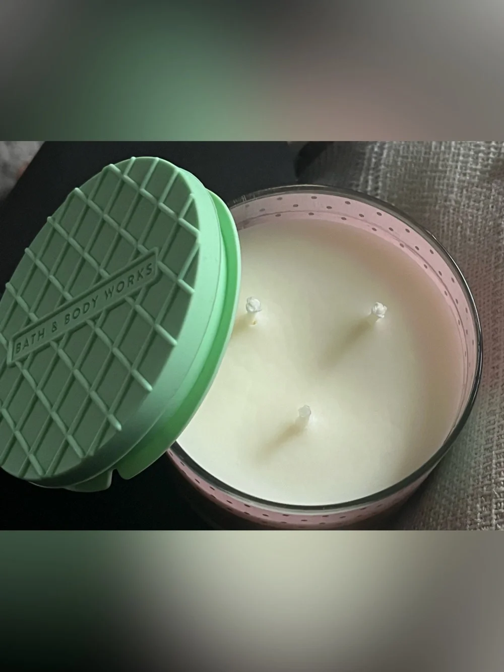 Bath & Body Works Neapolitan Ice Cream 3-wick soy wax blend candle. NEW - Picture 4 of 6